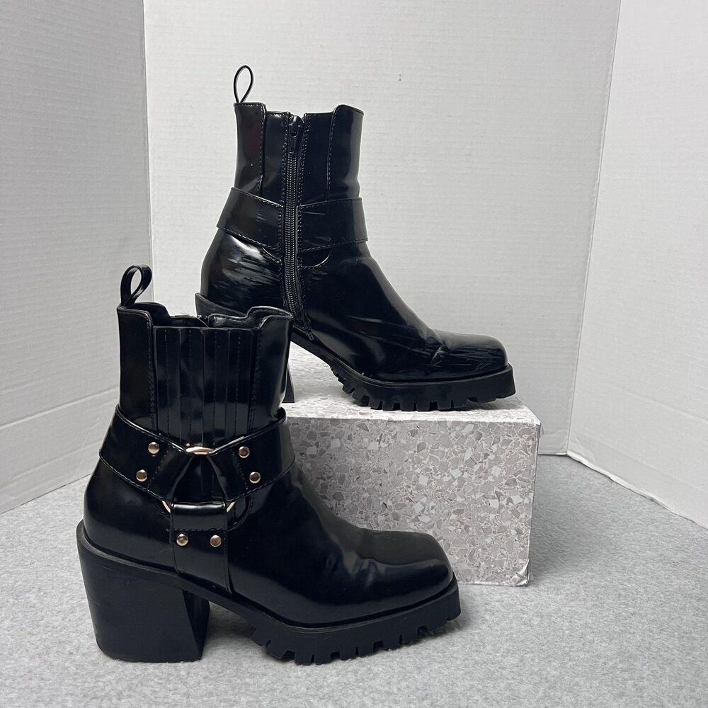 ShoeDazzle Enslee Boots Womens 7.5 Black Harness Lug Sole Block Heel Moto Style - Picture 3 of 13